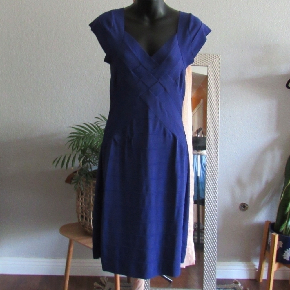 Adrienne Vittadini Bandage Dress